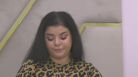 busty_madison online show from October 22, 7:44 am