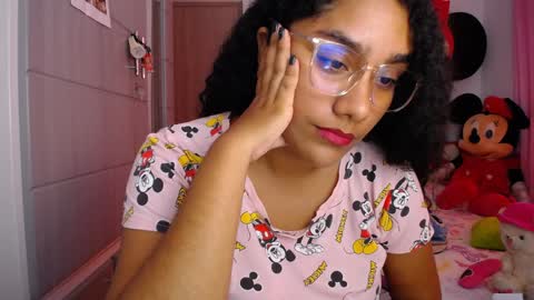 Nahiara online show from January 14, 7:53 pm