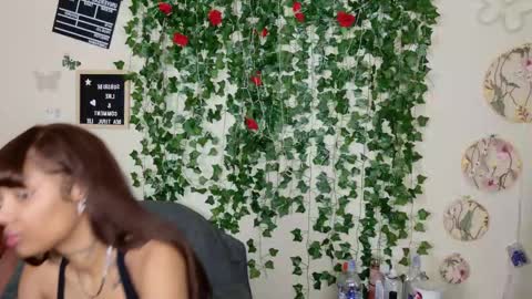 butterfly booty online show from November 2, 3:56 pm