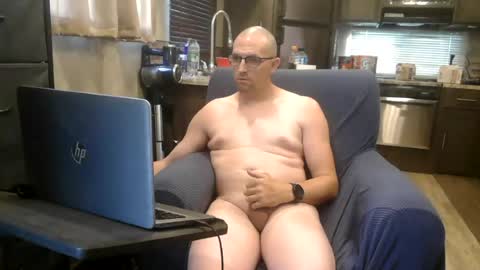 buttnaked4u1 online show from July 12, 12:19 pm