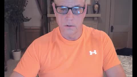 Miles online show from March 4, 9:40 am