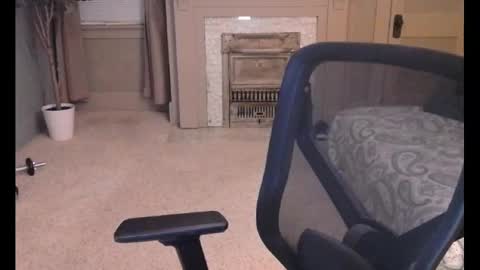 Miles online show from February 27, 10:55 am