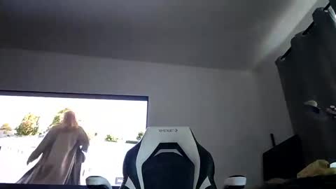 bwall1425 online show from November 7, 9:50 pm