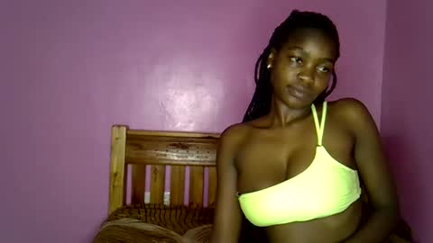 Snapshot of c_trish chatting on October 2, 12:31 am C--trish online show from October 2, 12:31 am