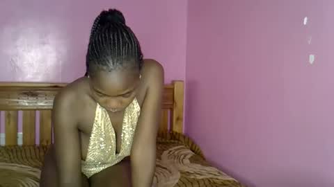 Snapshot of c_trish chatting on October 19, 3:33 am C--trish online show from October 19, 3:33 am