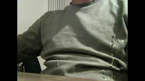 Snapshot of caldoski chatting on October 20, 4:17 am caldoski online show from October 20, 4:17 am