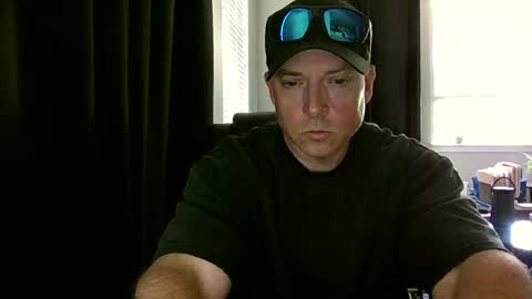caligrown1154 online show from July 18, 10:34 pm