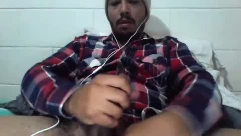 Snapshot of calipso1222 chatting on February 1, 2:13 pm calipso1222 online show from February 1, 2:13 pm