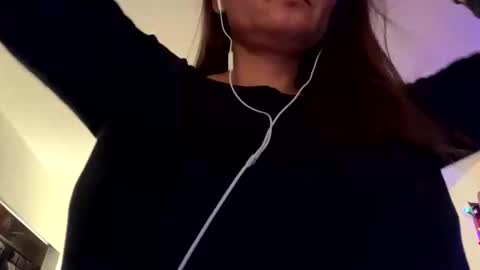 calishop1 online show from November 25, 4:11 am