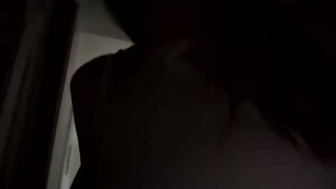 Snapshot of calishop1 chatting on February 2, 11:21 pm calishop1 online show from February 2, 11:21 pm