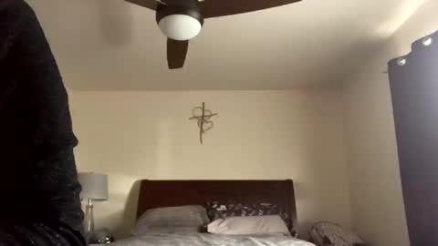 Snapshot of calishop1 chatting on December 9, 5:30 pm calishop1 online show from December 9, 5:30 pm