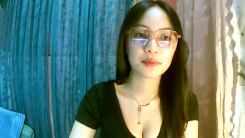 Freya online show from October 30, 10:27 am