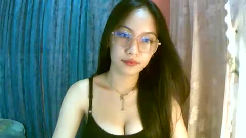 Freya online show from October 26, 10:05 am