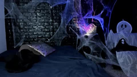 calliope_dark online show from November 8, 4:21 pm