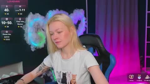 Robin online show from December 22, 2:51 am