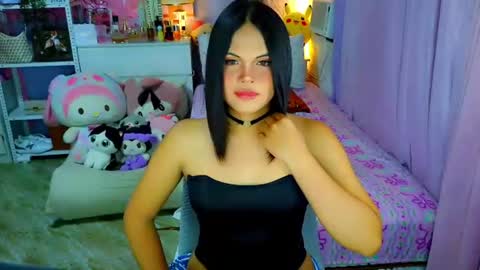 Mia online show from June 28, 4:19 am