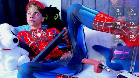 callum online show from April 17, 7:33 am