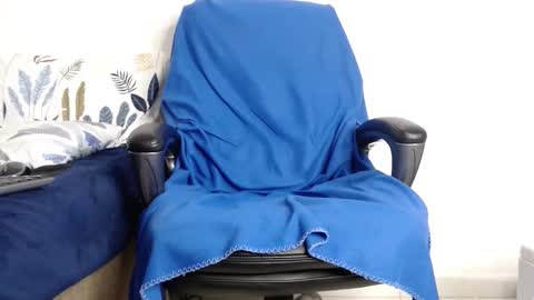 calvinhotlatino online show from November 9, 11:29 pm