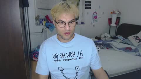 Calvinjohnlad online show from March 9, 7:37 pm