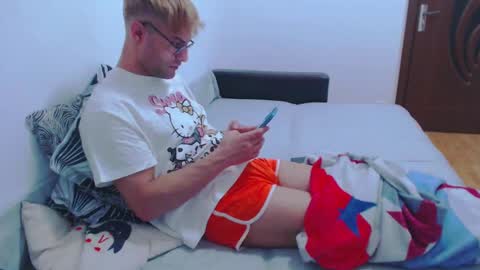 Calvinjohnlad online show from January 12, 10:33 pm