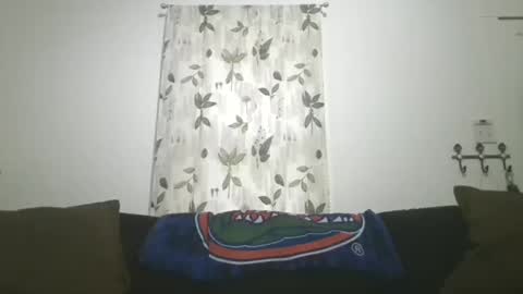 Chillaxin lets talk  online show from February 11, 8:31 pm