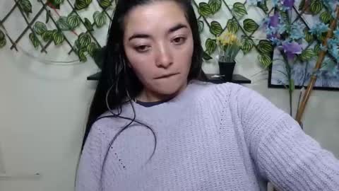 camelia online show from January 3, 8:01 pm