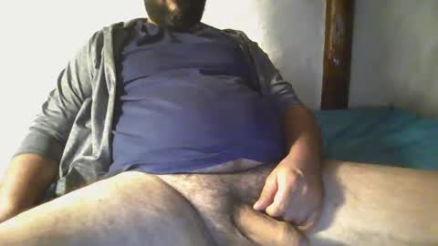 Snapshot of camera008 chatting on December 11, 11:32 pm camera008 online show from December 11, 11:32 pm