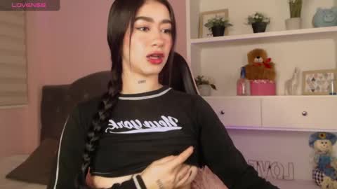 camila online show from May 14, 6:39 pm