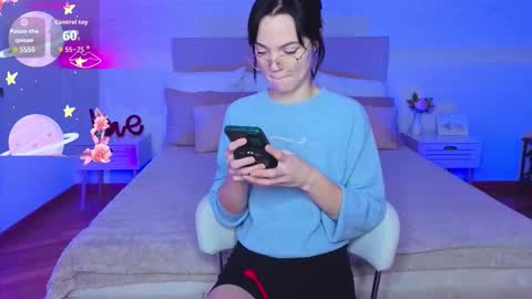 Camila online show from November 29, 10:50 pm