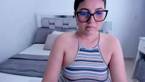 Camila buitrago online show from May 22, 12:28 am