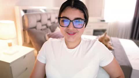 Camila buitrago online show from October 30, 8:20 pm