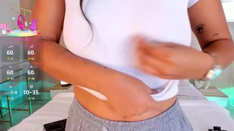 camila_bustamante_ online show from February 18, 3:45 pm