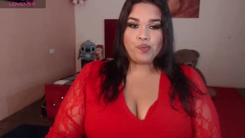Snapshot of camila_fuenmayor chatting on December 25, 5:16 am   online show from December 25, 5:16 am