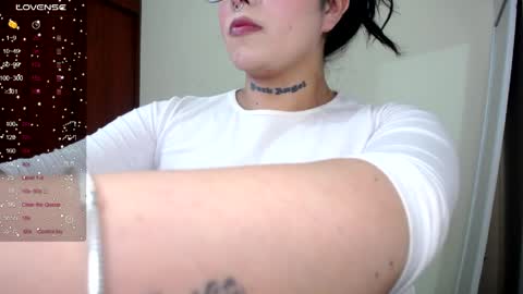 Cami online show from March 28, 5:47 pm