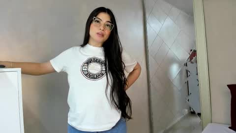 Snapshot of camilasofiia chatting on September 14, 5:25 pm Camila online show from September 14, 5:25 pm