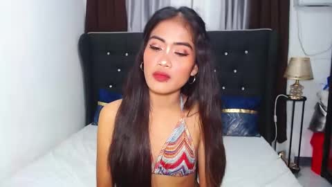 Snapshot of camilla_morena chatting on March 1, 8:13 am camilla_morena online show from March 1, 8:13 am