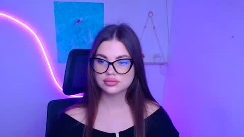 Camilla online show from November 26, 1:08 pm