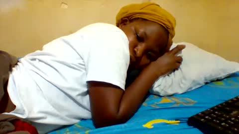 camillah_sweet online show from May 12, 8:29 pm
