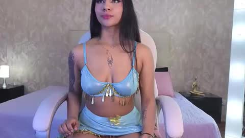 Camille online show from January 6, 10:25 pm