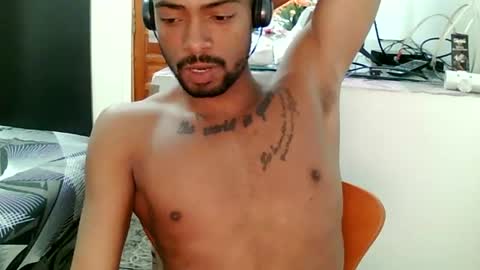 camilopolla22 online show from June 24, 6:48 pm