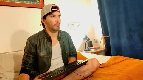 camilo online show from May 3, 3:23 am