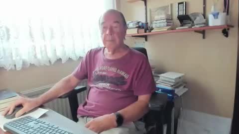 Cammee online show from November 19, 8:24 am