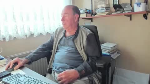 Cammee online show from November 26, 8:33 am