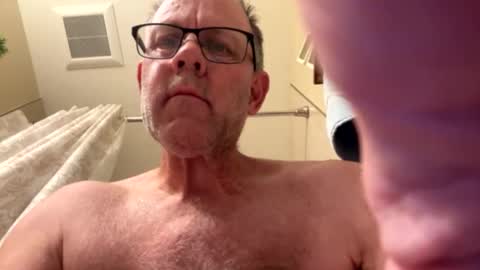 Snapshot of camperjay chatting on March 1, 3:49 pm james online show from March 1, 3:49 pm