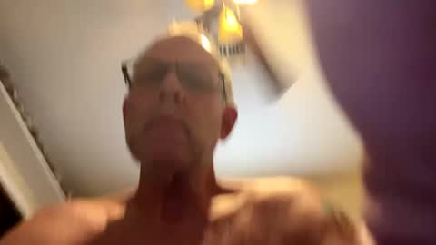 Snapshot of camperjay chatting on September 29, 9:25 pm james online show from September 29, 9:25 pm