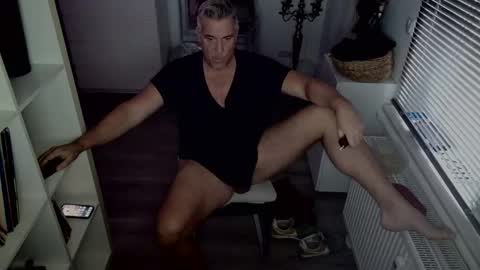 camunication online show from January 24, 3:13 pm