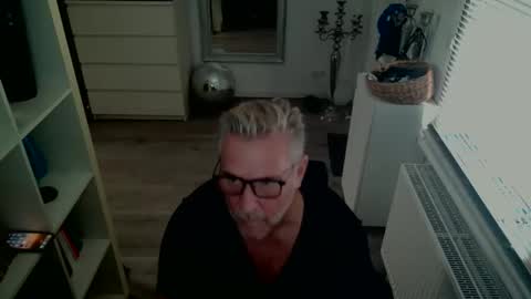 camunication online show from September 20, 9:45 am