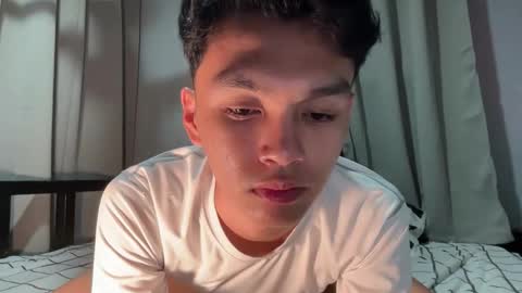 Ethan online show from October 27, 6:08 pm