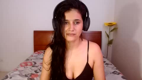 Carolina online show from May 6, 6:58 pm
