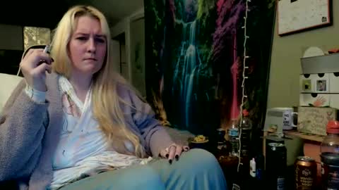 Candi online show from May 16, 10:36 am